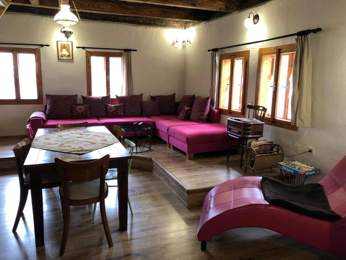 Ondrejova Drevenica Villa Čičmany Buitenkant foto