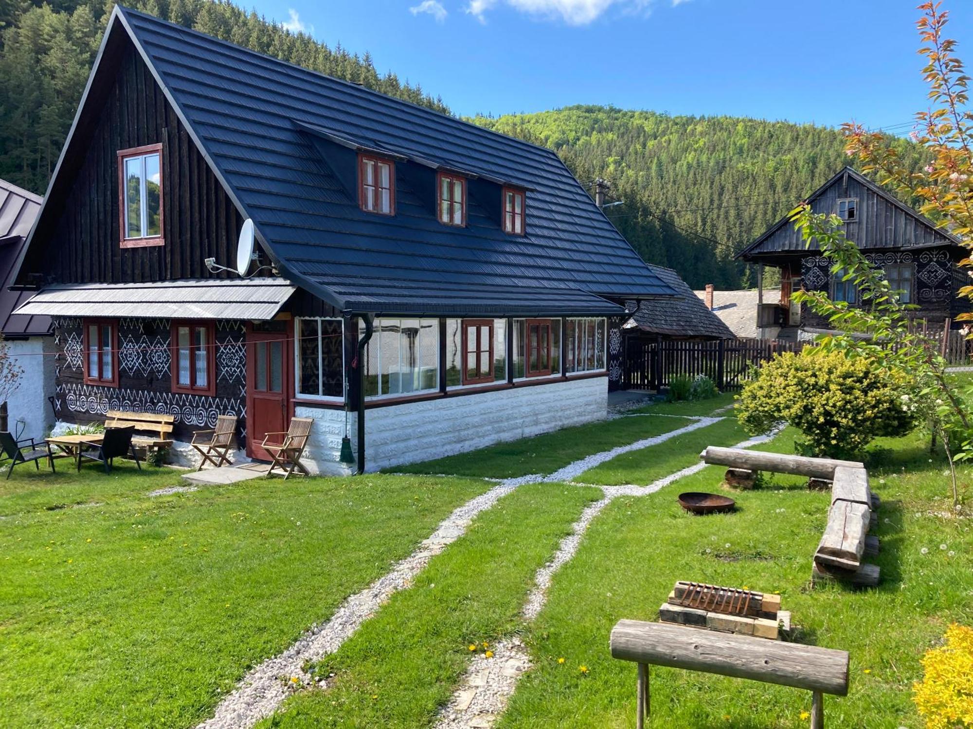 Ondrejova Drevenica Villa Čičmany Buitenkant foto